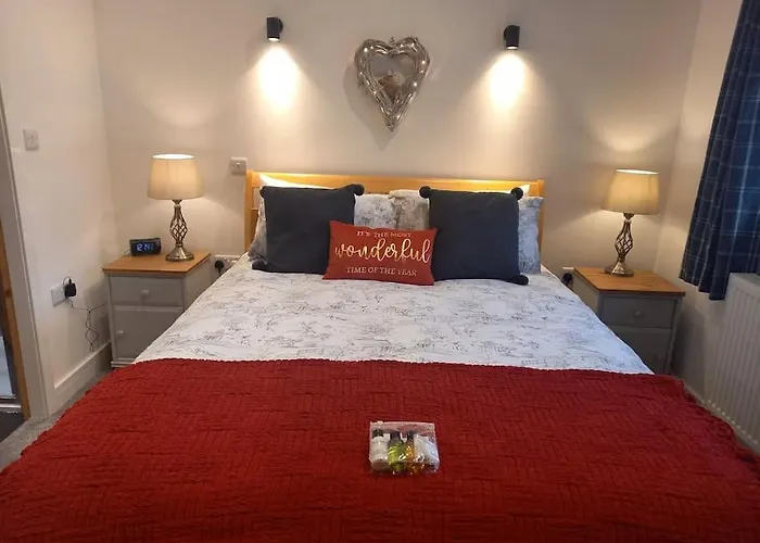 Cosy Shay Bank W/ Kingbed - Near Skipton. Feriehus Cowling