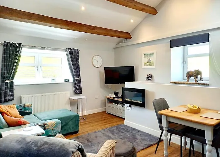 Cosy Shay Bank W/ Kingbed - Near Skipton. *