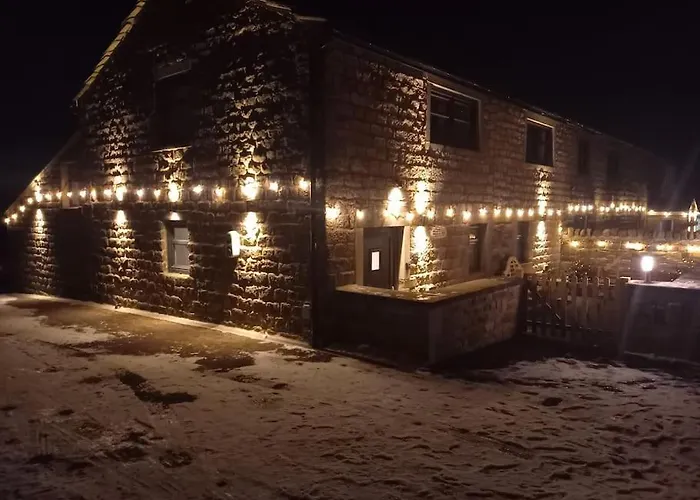 Cosy Shay Bank W/ Kingbed - Near Skipton. Feriehus Cowling