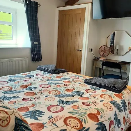 Cosy Shay Bank W/ Kingbed - Near Skipton. Ferienhaus *